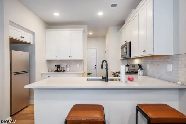 New Brunswick City, NJ 08901,222 Jessie Pl