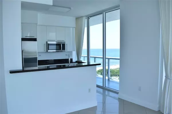 Miami Beach, FL 33141,Address not disclosed