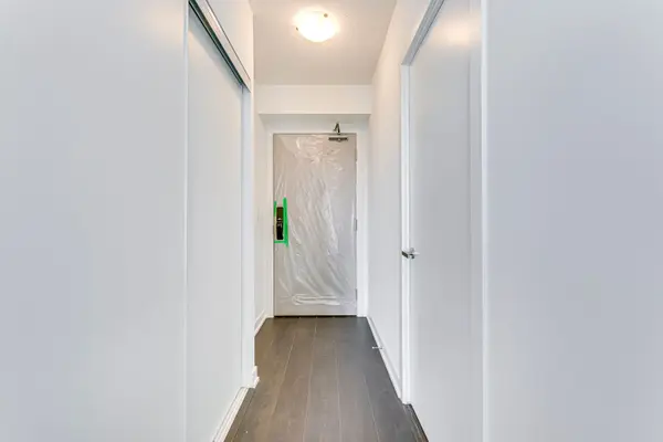 Burlington, ON L7M 2A8,3210 Dakota Common #A305