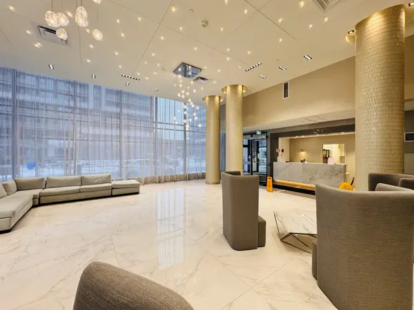 Richmond Hill, ON L4B 0G9,75 Oneida CRES #511