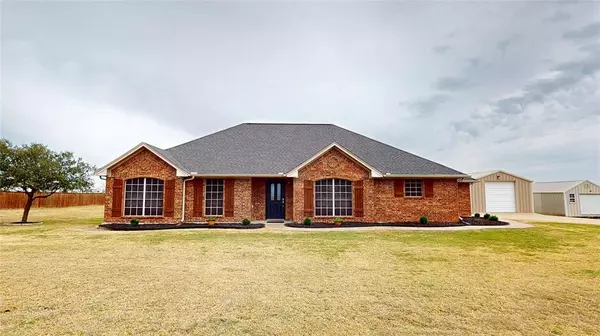 425 Country Manor Lane, Royse City, TX 75189