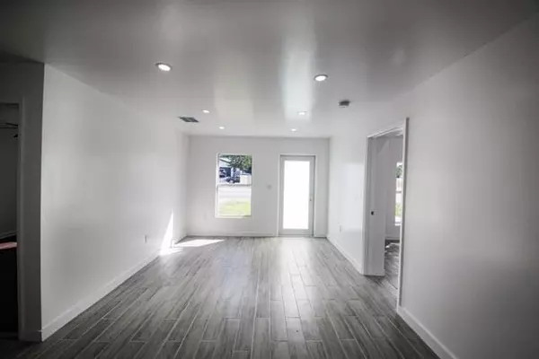 Miami, FL 33155,6131 Coral Way