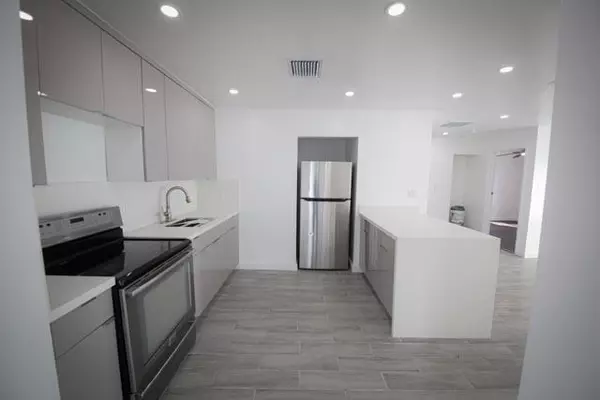 Miami, FL 33155,6131 Coral Way