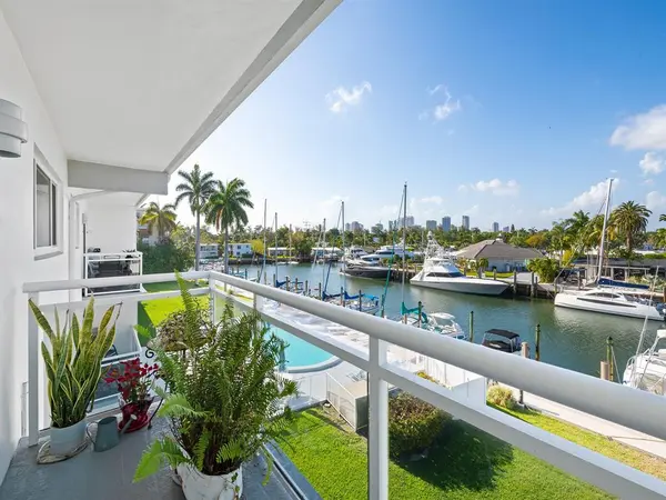 Fort Lauderdale, FL 33316,1475 SE 15th St #311