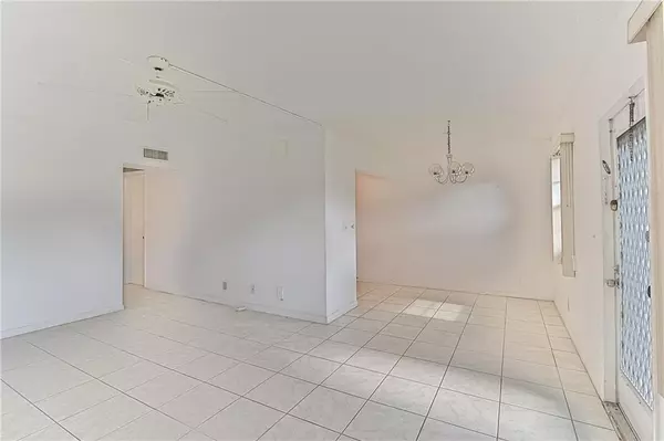 Deerfield Beach, FL 33442,167 Grantham #167