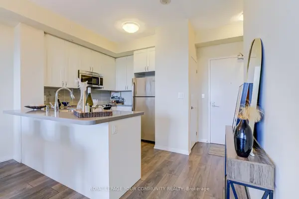 Markham, ON L6C 0Y2,540 Bur Oak AVE #222