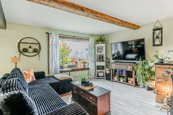 Oro-medonte, ON L0L 1T0,17 Stanley AVE