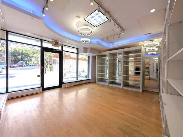 Toronto W02, ON M6P 2K9,413 Keele ST