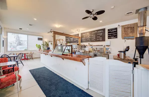 Woodstock, ON N4V 1A2,815 Juliana DR #3