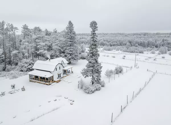 2011 Cty Road 121 RD, Kawartha Lakes, ON K0M 1N0