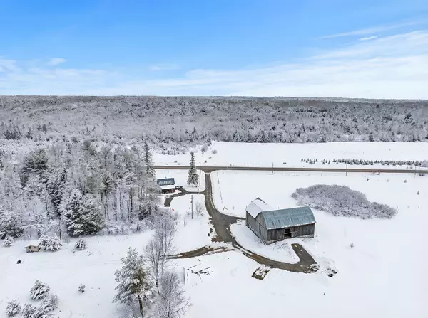 Kawartha Lakes, ON K0M 1N0,2011 Cty Road 121 RD