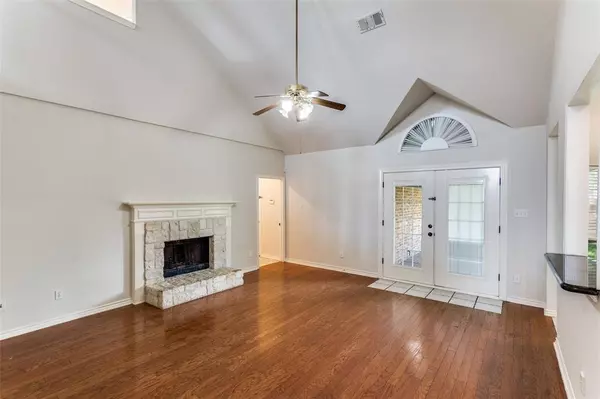 Plano, TX 75025,8213 Alderwood Drive