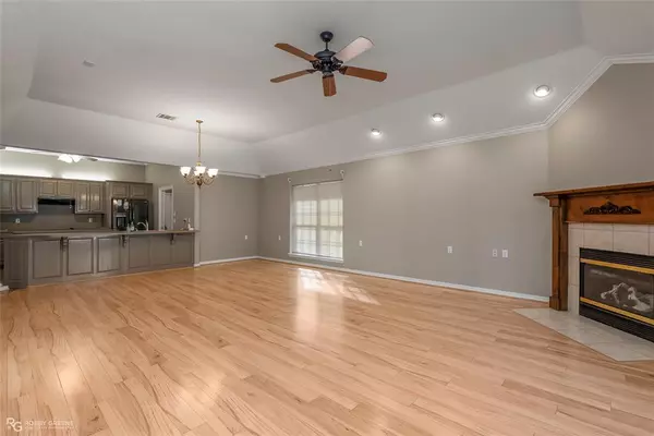 Bossier City, LA 71111,116 Willow Lake Boulevard