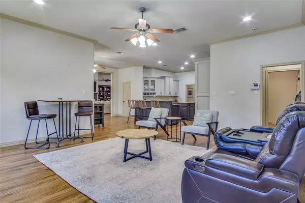 Aledo, TX 76008,214 Deer Creek Drive