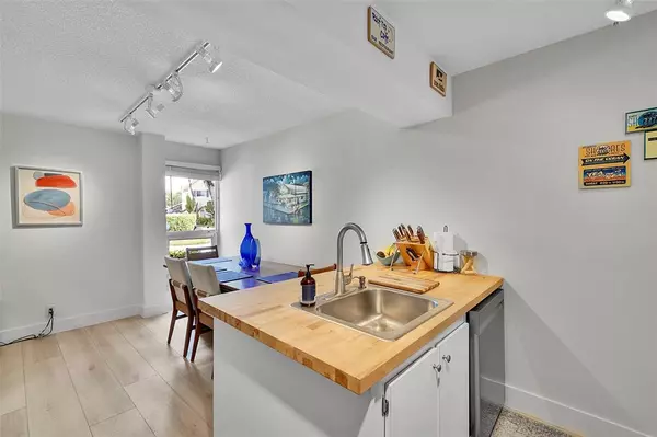 Wilton Manors, FL 33305,670 Kensington Pl #5B