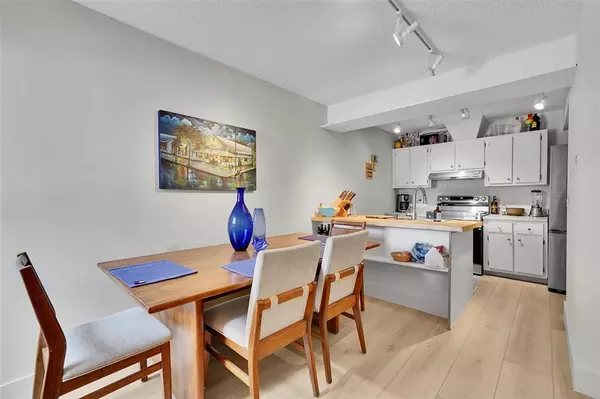 Wilton Manors, FL 33305,670 Kensington Pl #5B