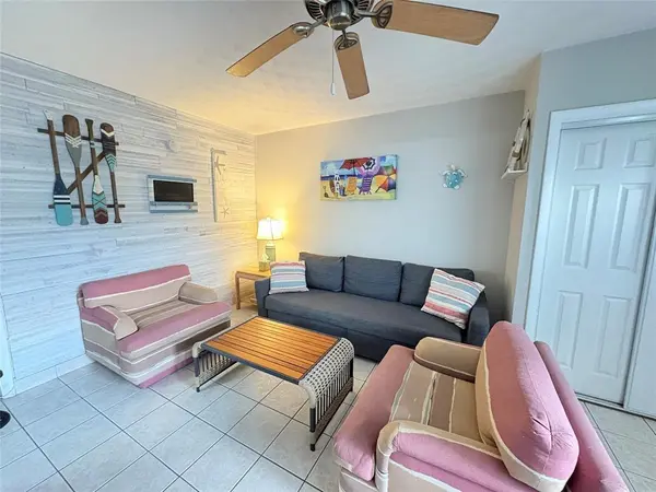 Deerfield Beach, FL 33441,120 NE 20th Ave #2