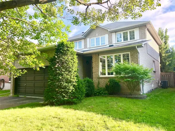 824 College Manor DR #Shared, Newmarket, ON L3Y 8G6
