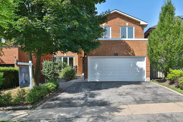27 Green Acres RD, Vaughan, ON L4J 4S2