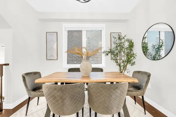 Milton, ON L9E 1M5,1344 ROSE WAY