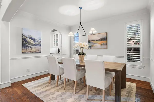 Dallas, TX 75214,6218 Lakeshore Drive