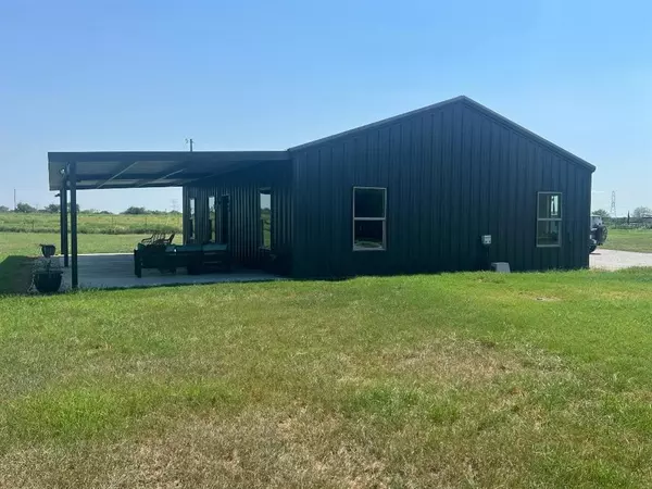 Aquilla, TX 76622,495 FM-933