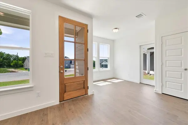 Runaway Bay, TX 76426,1209 Chestnut Court