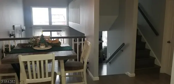 Vernon Twp., NJ 07462,6 Village Way