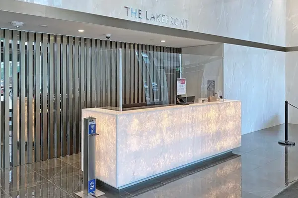 Toronto C01, ON M5V 0N1,17 Bathurst ST #1001