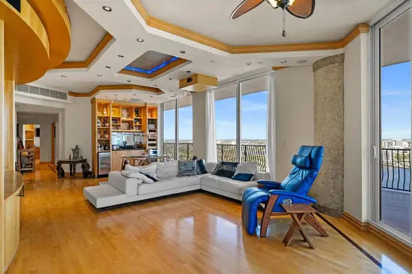 Fort Lauderdale, FL 33316,100 S Birch Rd #2702