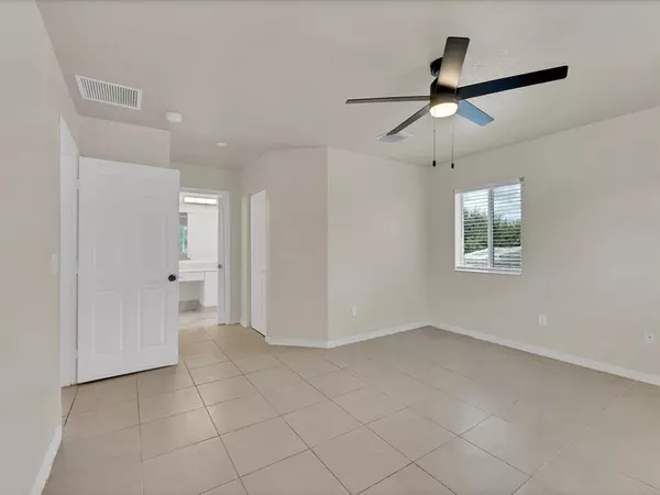 Pompano Beach, FL 33069,308 NW 17th Ter