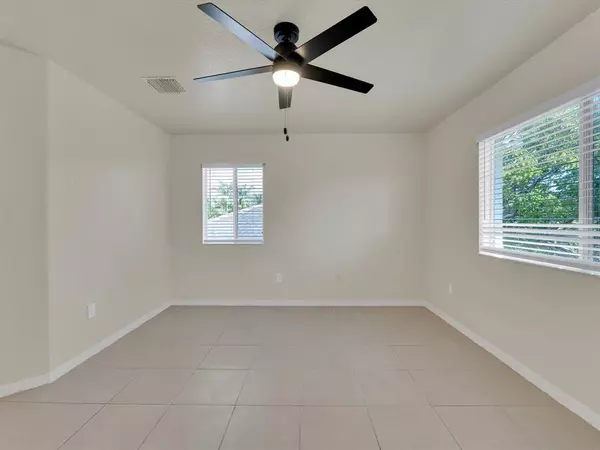 Pompano Beach, FL 33069,308 NW 17th Ter