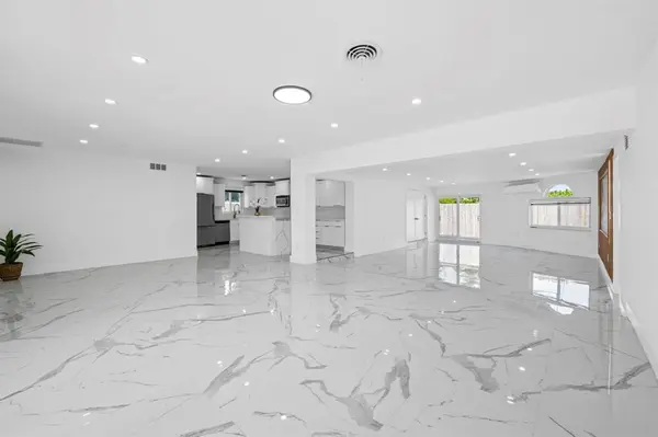 Fort Lauderdale, FL 33308,2185 Imperial Point Dr