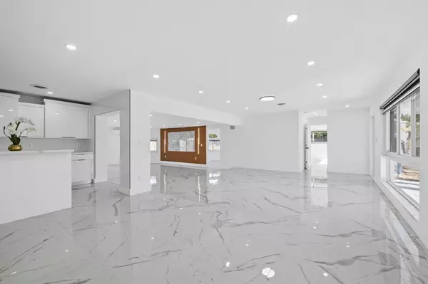 Fort Lauderdale, FL 33308,2185 Imperial Point Dr