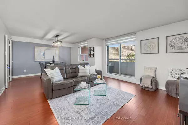 Markham, ON L3T 3C2,1 Royal Orchard BLVD #810