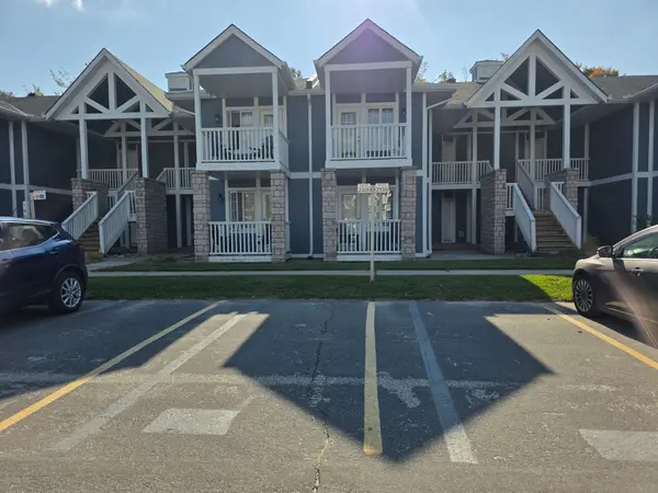 Oro-medonte, ON L0L 2L0,90 Highland DR #2316