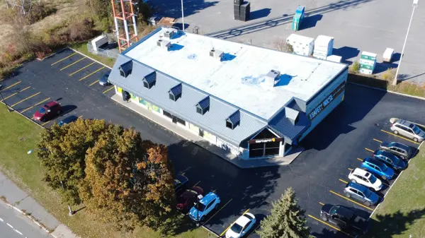 Tanglewood - Grenfell Glen - Pineglen, ON K2G 5X6,595 West Hunt Club RD