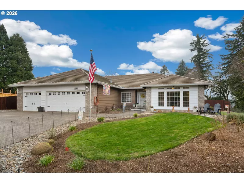 4527 NW CENTER CT, Camas, WA 98607
