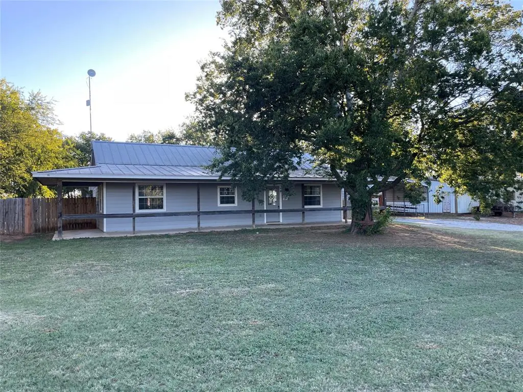 Alvord, TX 76225,208 N Stadium Drive