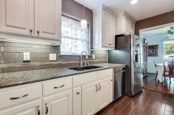 Desoto, TX 75115,1028 Rosewood