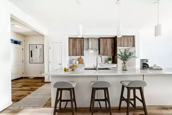 Calgary, AB T3M 4C9,115 Mercado CRES SE