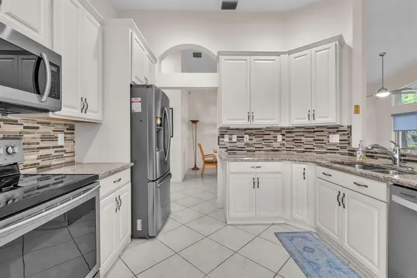 Boynton Beach, FL 33437,5701 Swaying Palm Ln