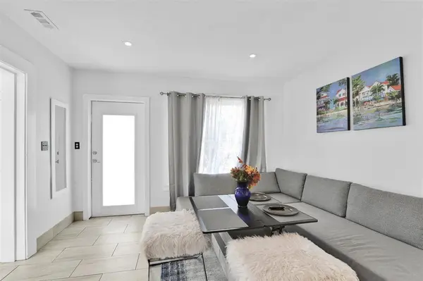 Pompano Beach, FL 33064,1814 NE 53rd Ct