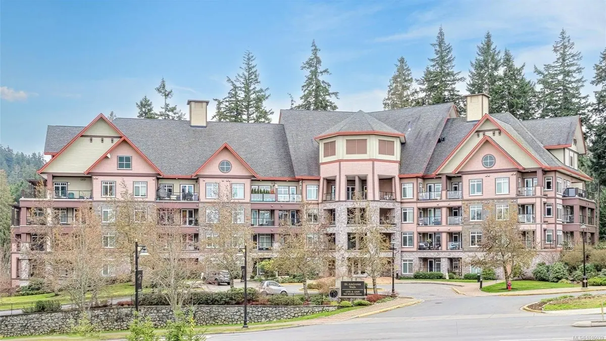 Langford, BC V9B 0E1,1395 Bear Mountain Pkwy #104