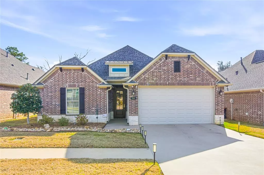 Tyler, TX 75703,731 Cambridge Bend Circle