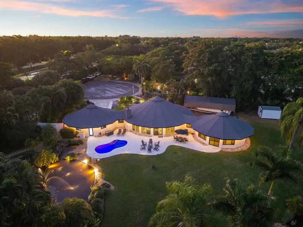 Plantation, FL 33324,700 S OLD NOB HILL ROAD