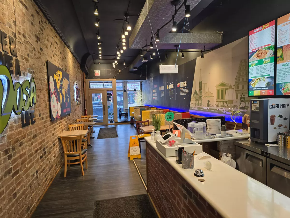 Bradford West Gwillimbury, ON L3Z 2B2,16 Holland ST