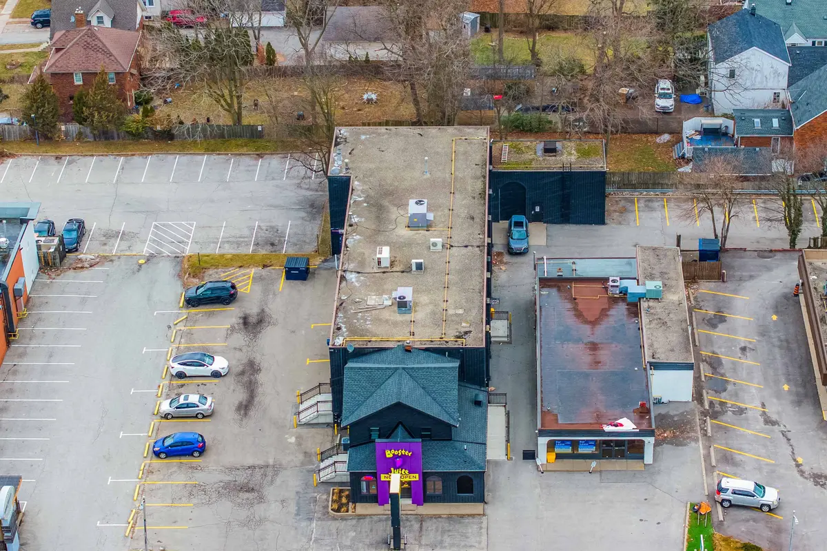 Niagara Falls, ON L2G 1V7,6853- 6871 Lundys LN