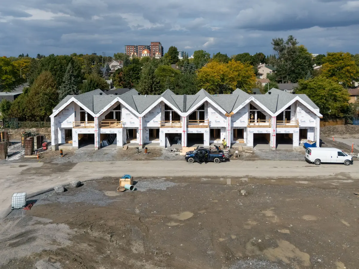 535 Adventure Private, Billings Bridge - Riverside Park And Area, ON K1V 9R2