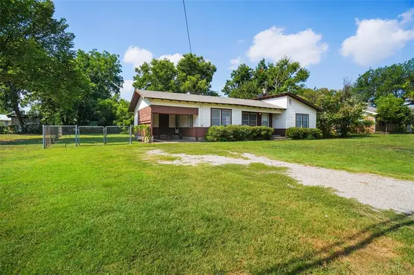 Springtown, TX 76082,321 W Highway 199